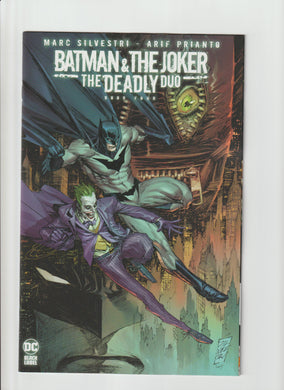Batman & The Joker The Deadly Duo 4